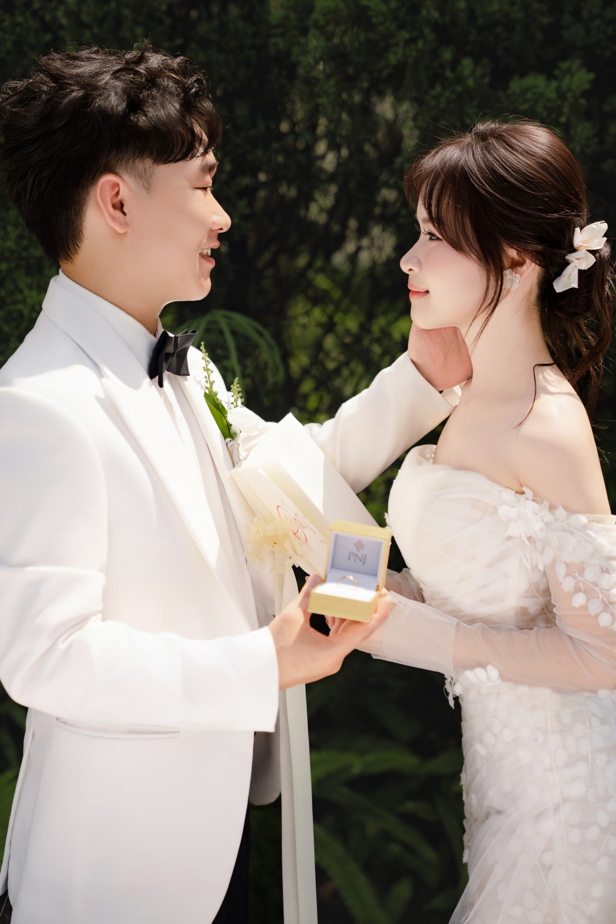 QUANG TRUNG – NGUYỄN HUYỀN